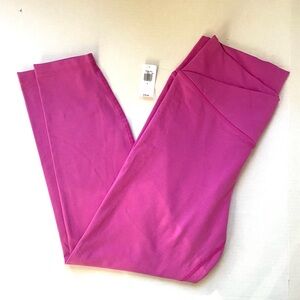 NWT Large Old Navy  Pink Leggings With Hidden Pocket Light Compression